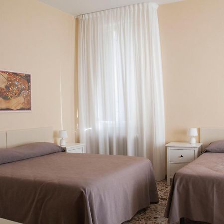 לוקה Hotel Stipino מראה חיצוני תמונה