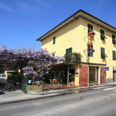 לוקה Hotel Stipino מראה חיצוני תמונה
