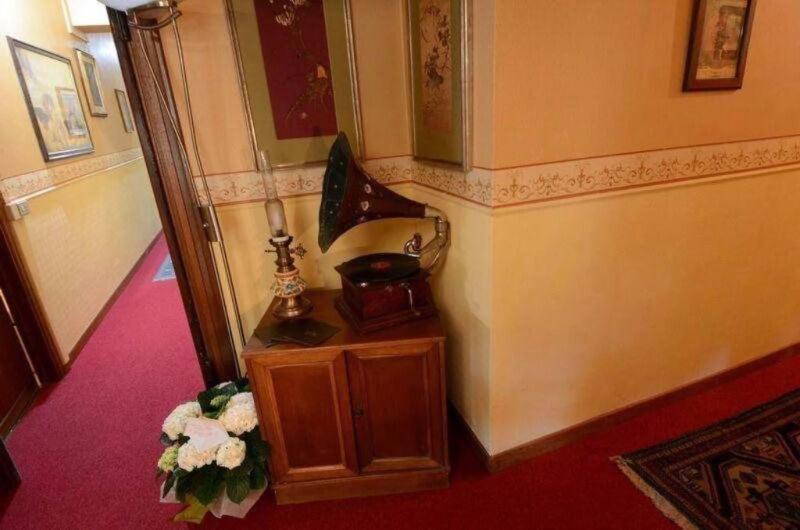 לוקה Hotel Stipino מראה חיצוני תמונה