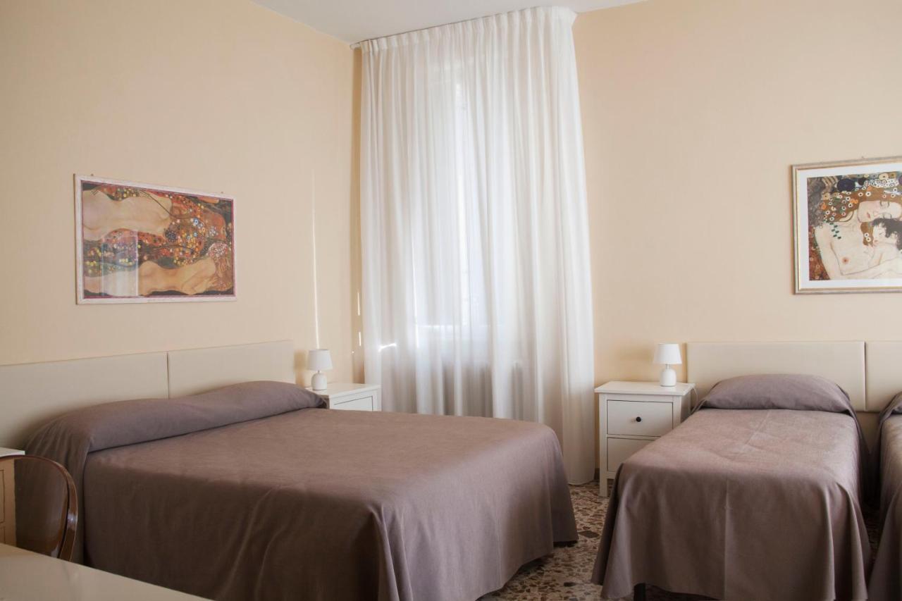 לוקה Hotel Stipino מראה חיצוני תמונה