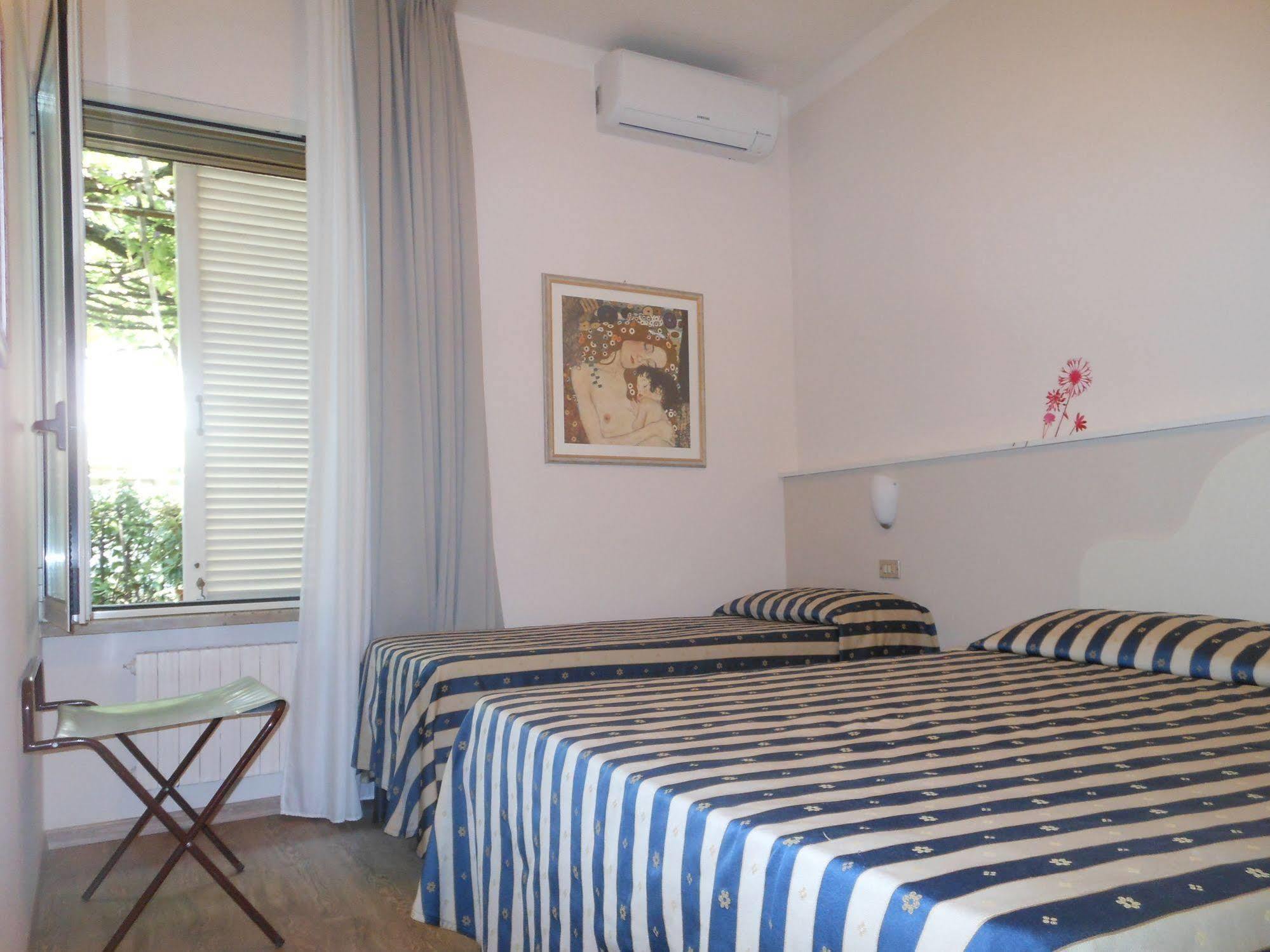 לוקה Hotel Stipino מראה חיצוני תמונה